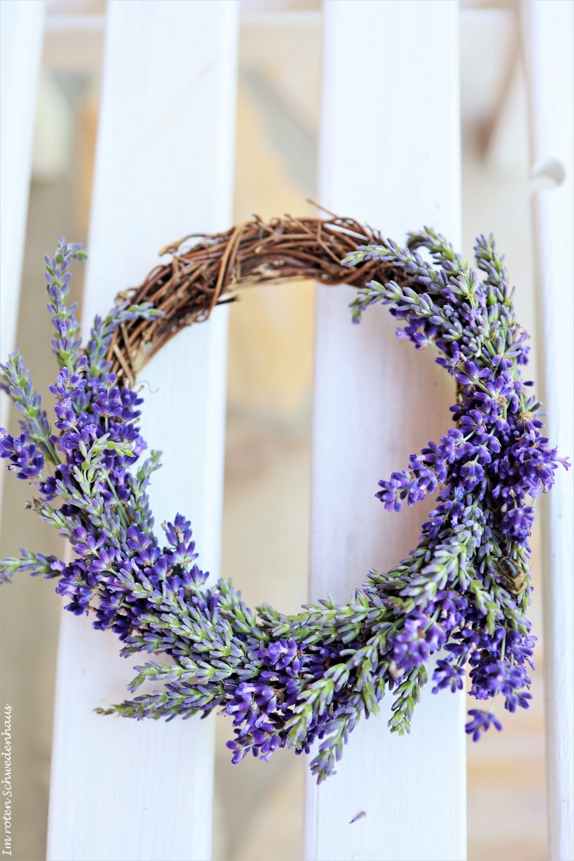 DIY Kranz aus Lavendel selbstgemacht Im roten Schwedenhaus
